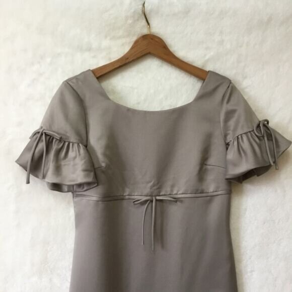Tahari Gray Ruffled Short Sleeve Dress - Picture 4 of 7